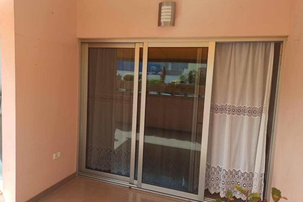 Spacious Apartment Just Few Steps Of The Ocean In La Caleta Costa Adeje  Zewnętrze zdjęcie